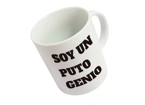 Taza divertida blanca con letras negras GENIO