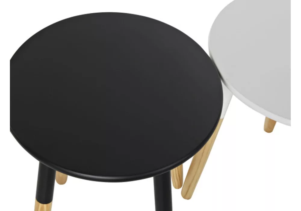 Mesa lateral de madeira TEKO Mesa lateral de madeira TEKO