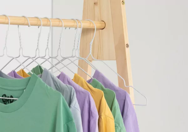 Cabide de madeira LUA Cabide de madeira LUA